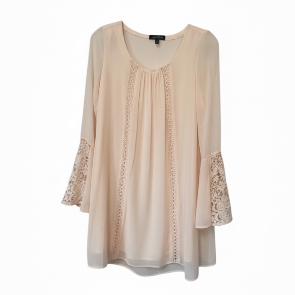 Sequin Hearts Ivory Lace Bell Sleeve Boho Shift Dress Small